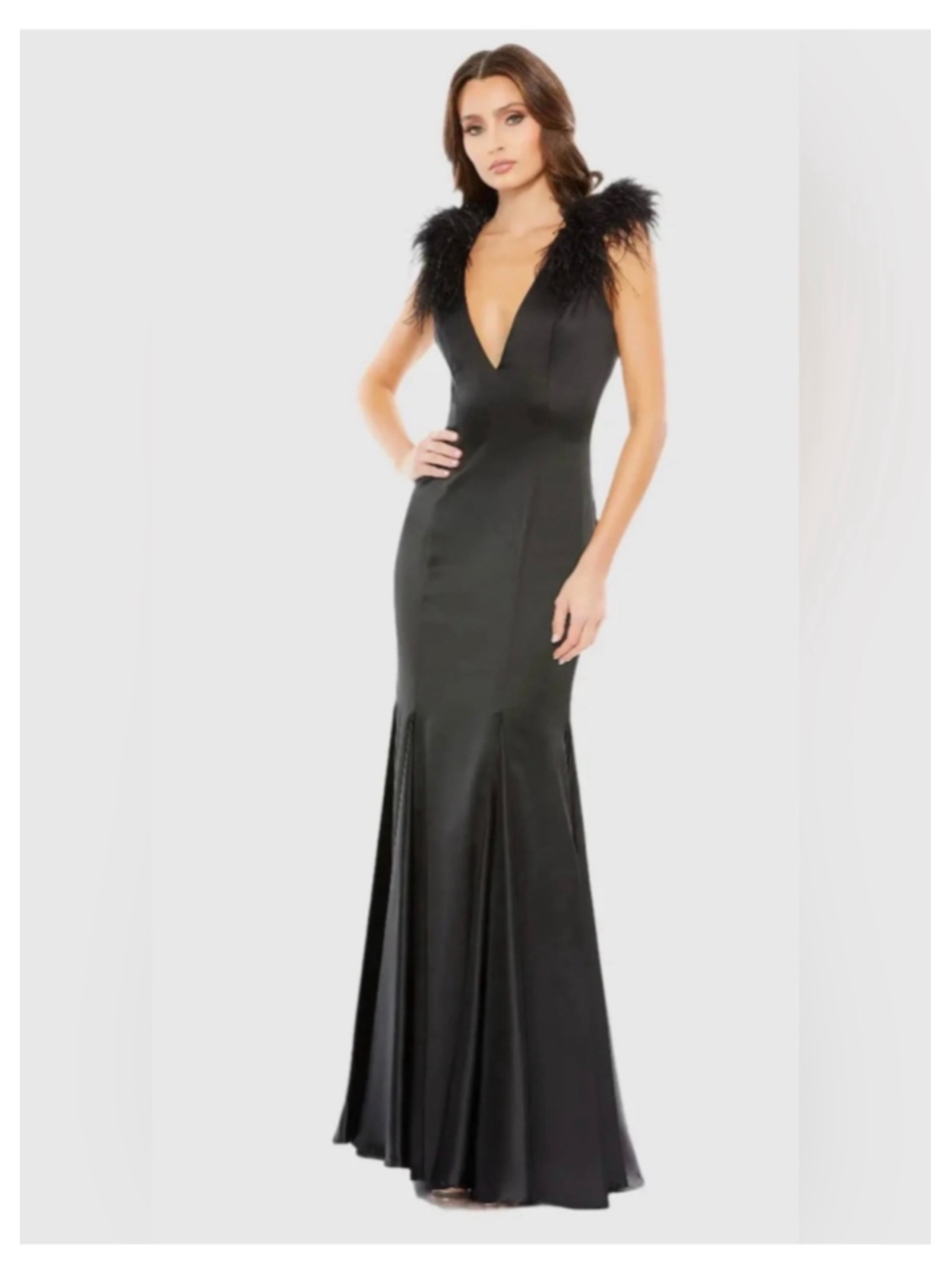 Women's Mac Duggal Black Feather V-Neck Maxi Dress Size 4